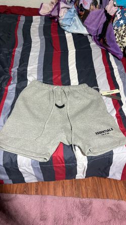 Fear of god grey essential shorts size M