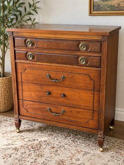 Vintage 4 Drawer Wood Dresser Chest on Casters – Restoration Project