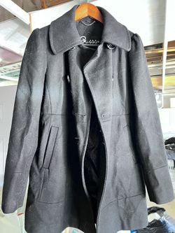 Guess Peacoat in Black