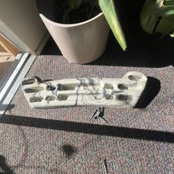 Hang Board + Mounting Screws