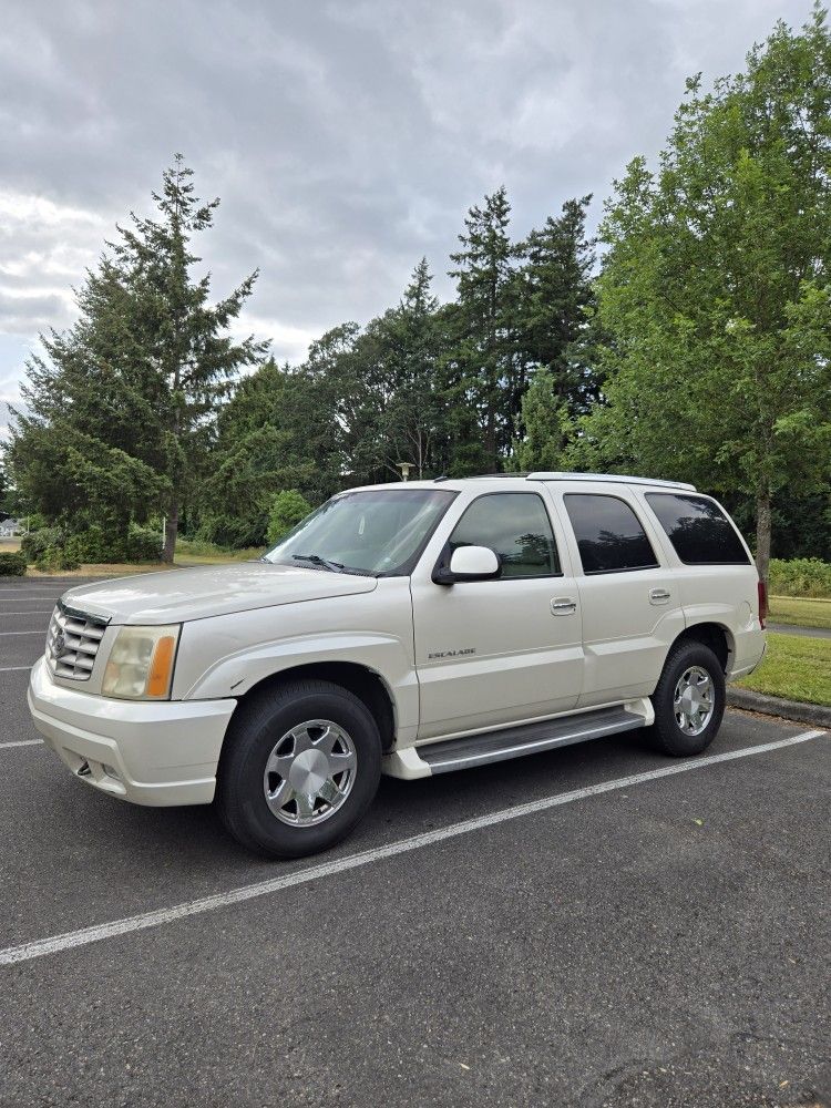 2003 Cadillac Escalade