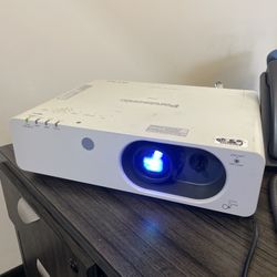 Panasonic HDMI Video Projector 3500 Lumens