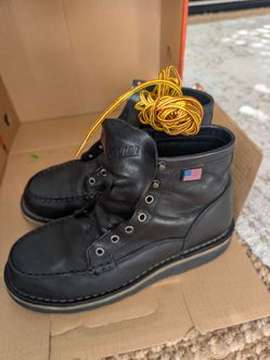 Size 9.5 Danner work boot