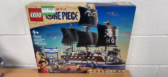LEGO One Piece Garp's Marine Battleship 75646