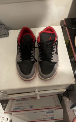 Jordan 1 Lows Size 10 In Men’s 