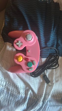 Game cube controller Pink