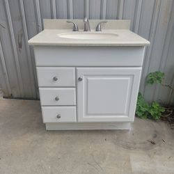White Bathroom Vanity 30 Inch