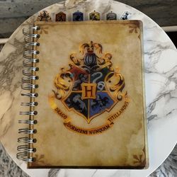 Harry Potter Notebook W/ Character Dividers Brand New