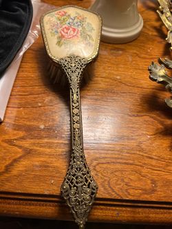 Vintaje vanity hair brush from 1930 and 1950
