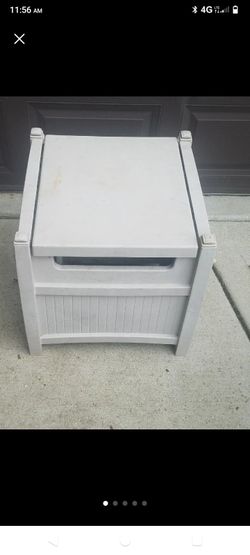 Suncast horse storage