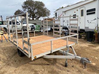 Trailer 8 x 10 💪🏽 good condition