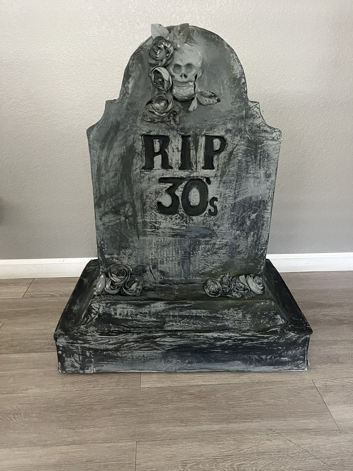 Tombstone Photoshoot Prop