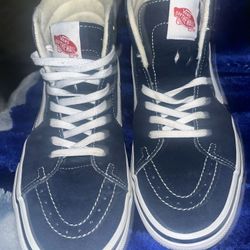 Men’s Vans Size 9.5