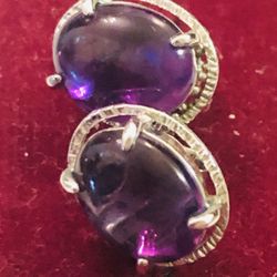 Sterling Silver Topaz Gemstone Beautiful Earrings With the Box 