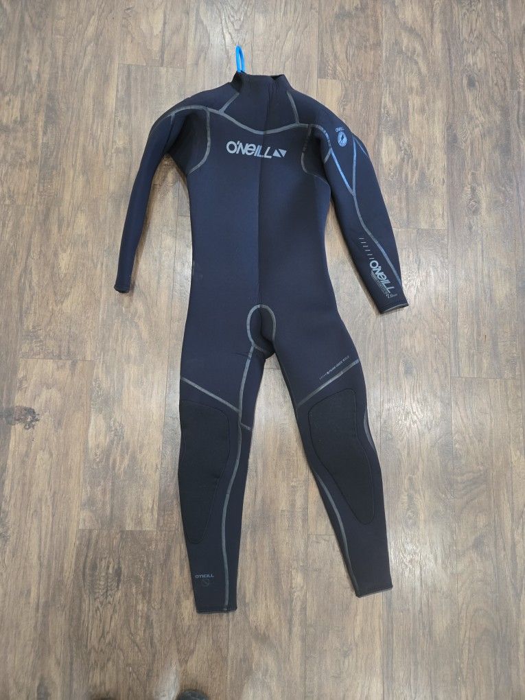 O'Neill 7mm wetsuit size L