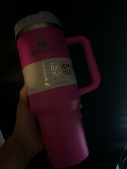 Stanley Quencher FlowState Tumbler 40 oz