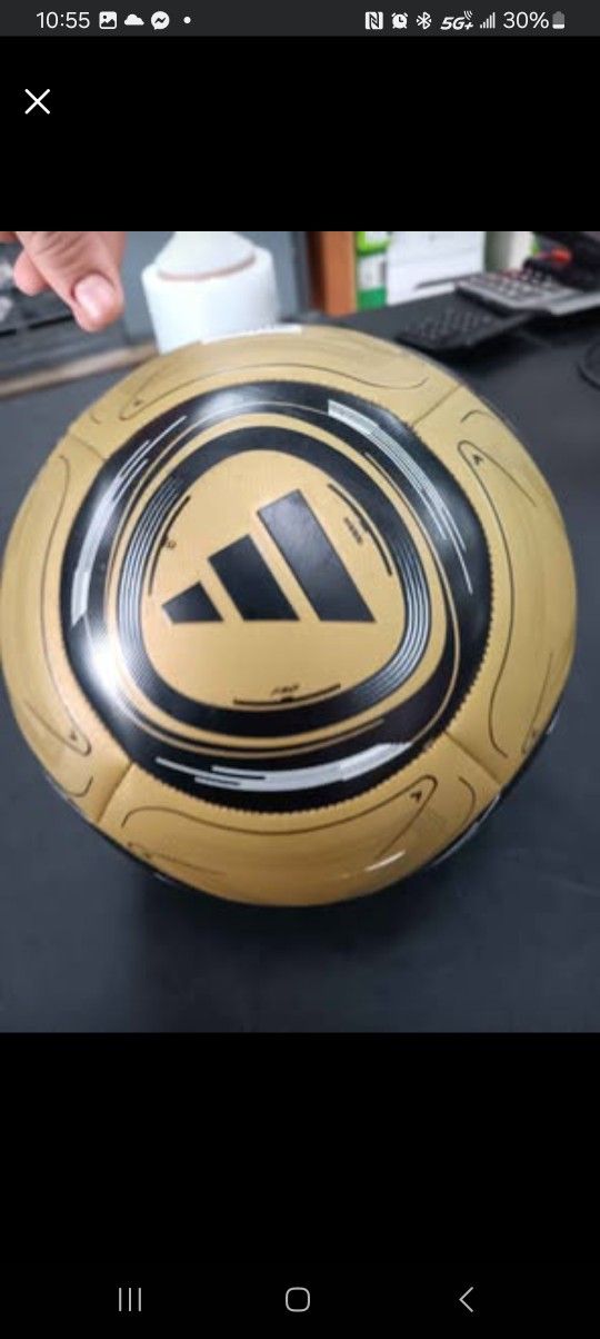F50 MESSI SOCCER BALL