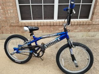 Blue and silver mongoose bike hotsell