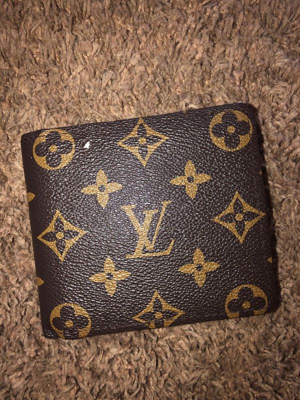 Authentic Louis Vuitton wallet for Sale in Indianapolis, IN - OfferUp