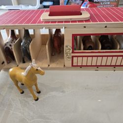 For Christmas! Melissa And Doug Horse Stable 