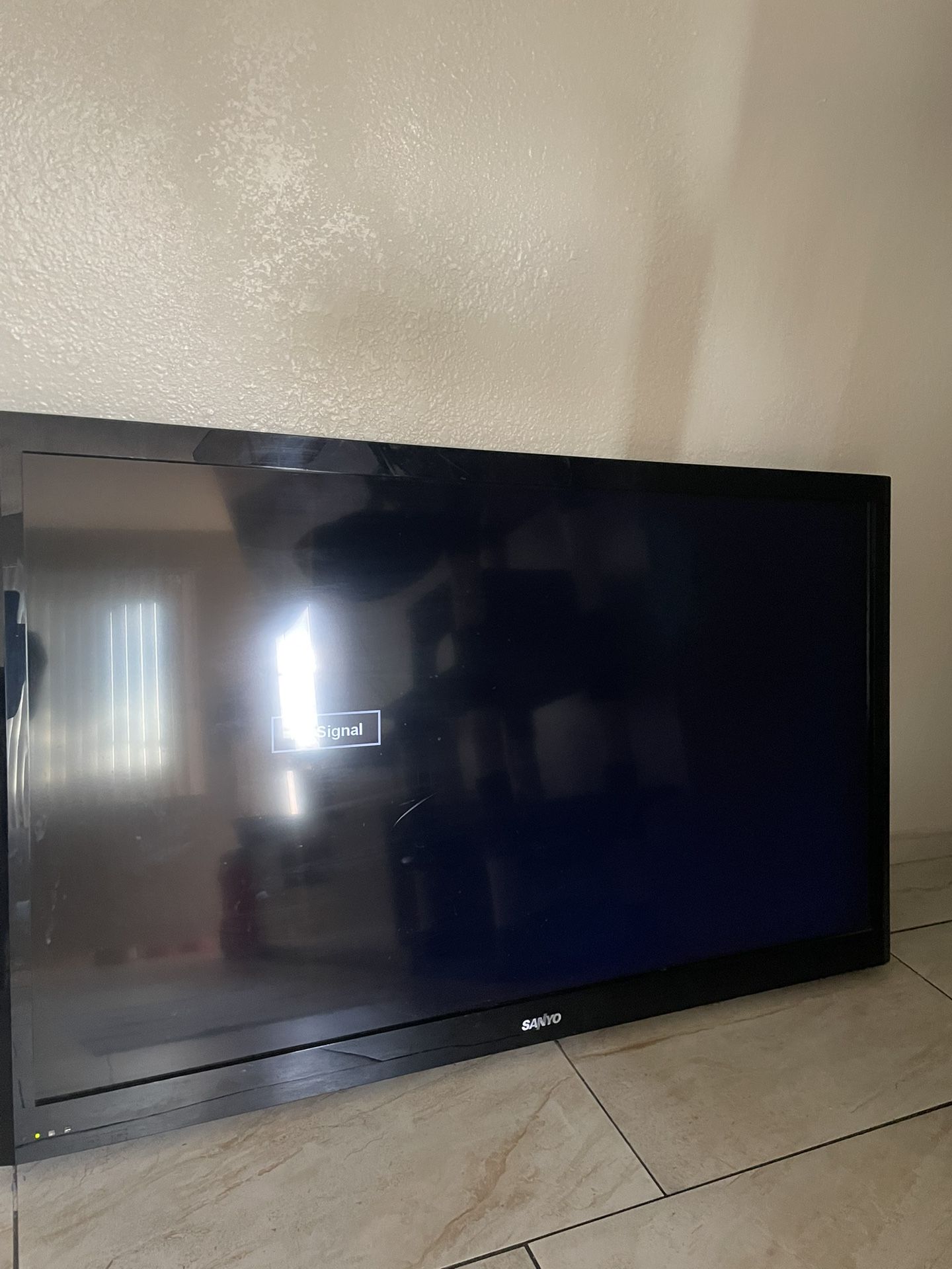 2013 Sanyo TV 50’ Older Model