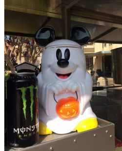 2010 DISNEY PARKS MICKEY MOUSE GHOST TRICK OR TREAT POPCORN HALLOWEEN BUCKET