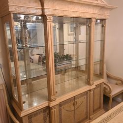 Dining Room Set (Moving)