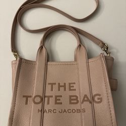 Marc Jacobs The leather small tote bag