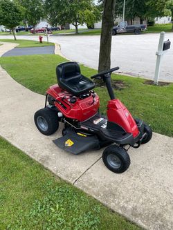 Craftsman Riding Lawnmower