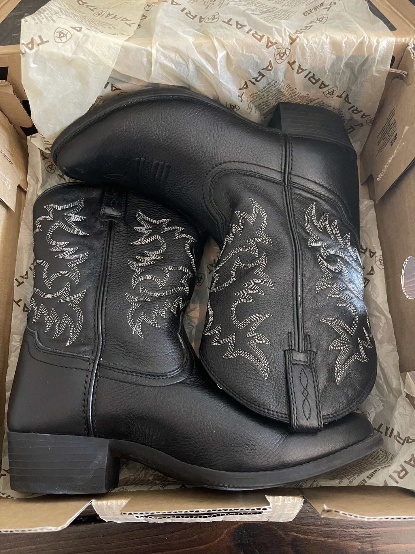 ariat heritage western boots