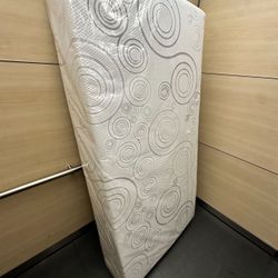  Memory Foam Mattress 