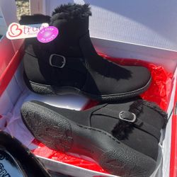 Women’s bear trap boots