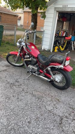 2002 Suzuki Intruder