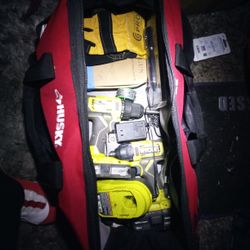 Huskey Tool Bag An Drill/Impact  https://offerup.com/redirect/?o=U2V0LlBsdXM= Welder Portable
