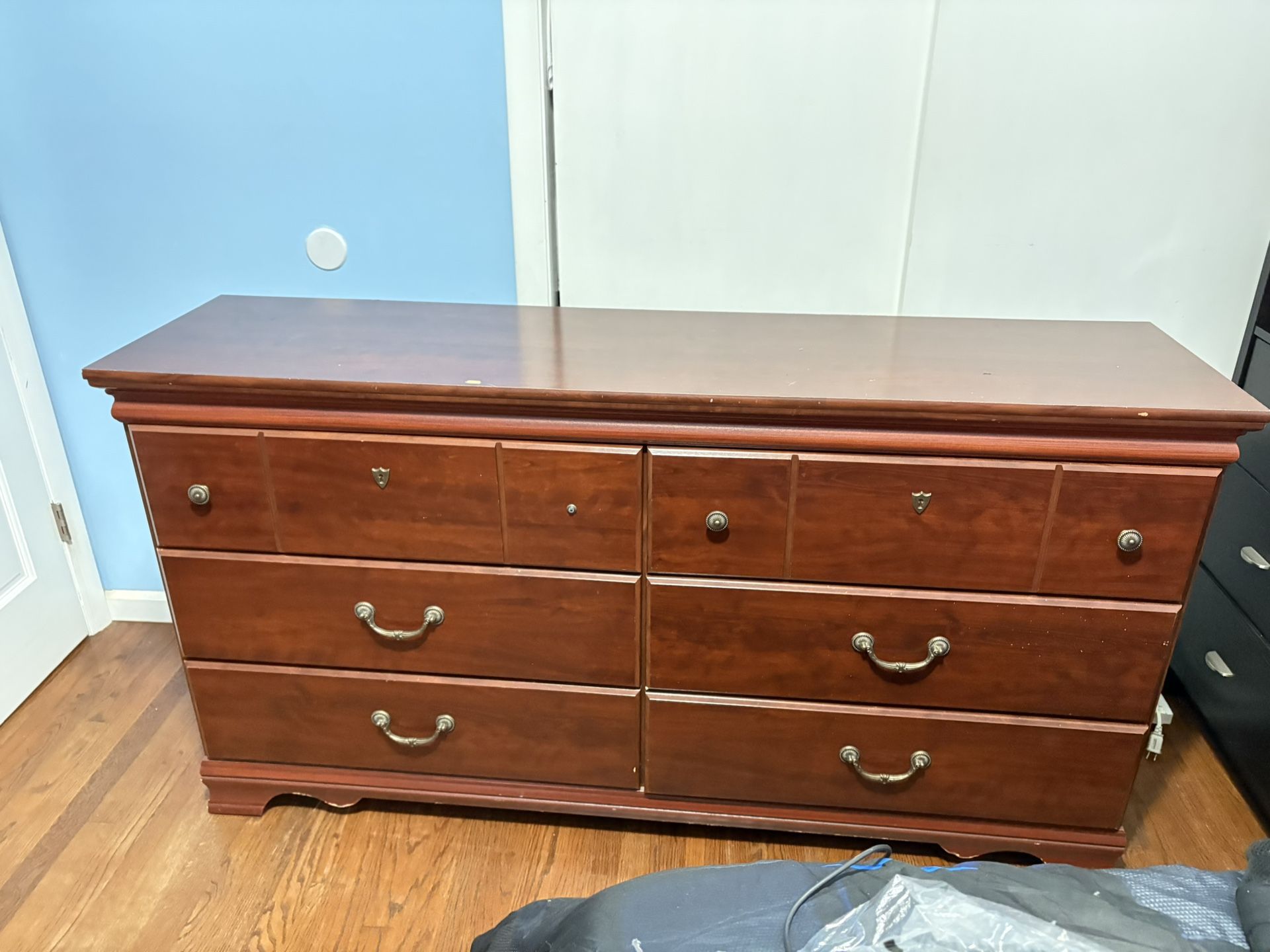  Free Drawer