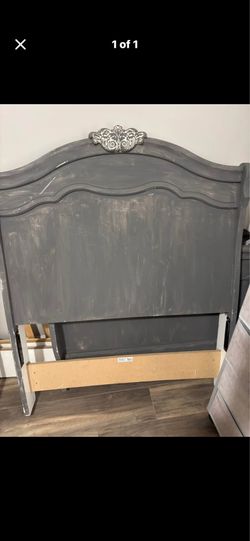 Twin size bed no mattress