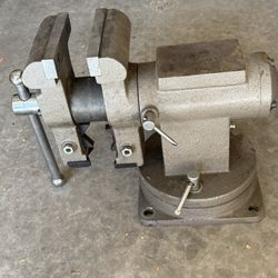 Bench Vise