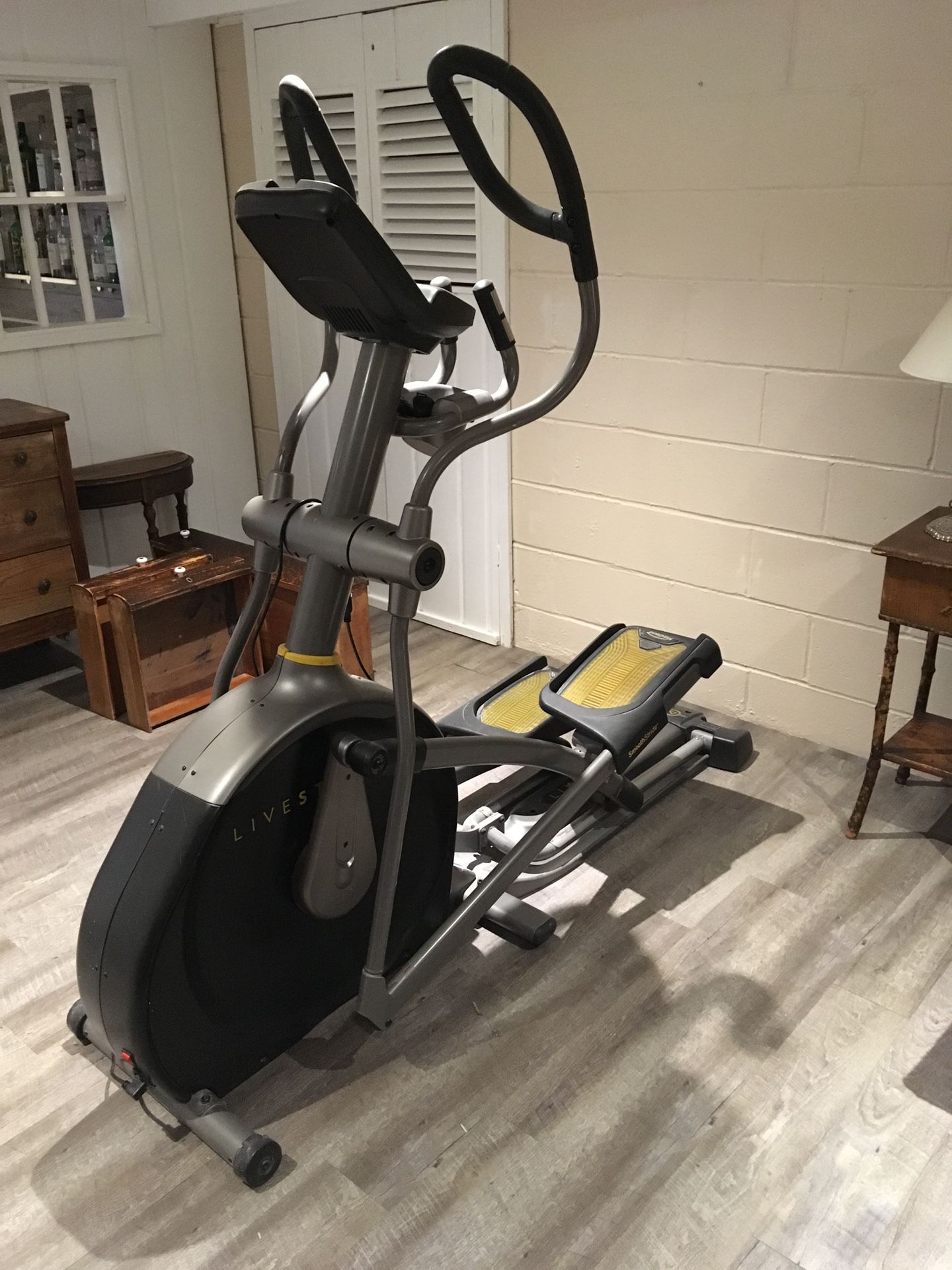 LiveStrong Elliptical Machine - Great Condition!