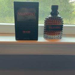 Valentino UOMO (Born In Roma) Coral Fantasy