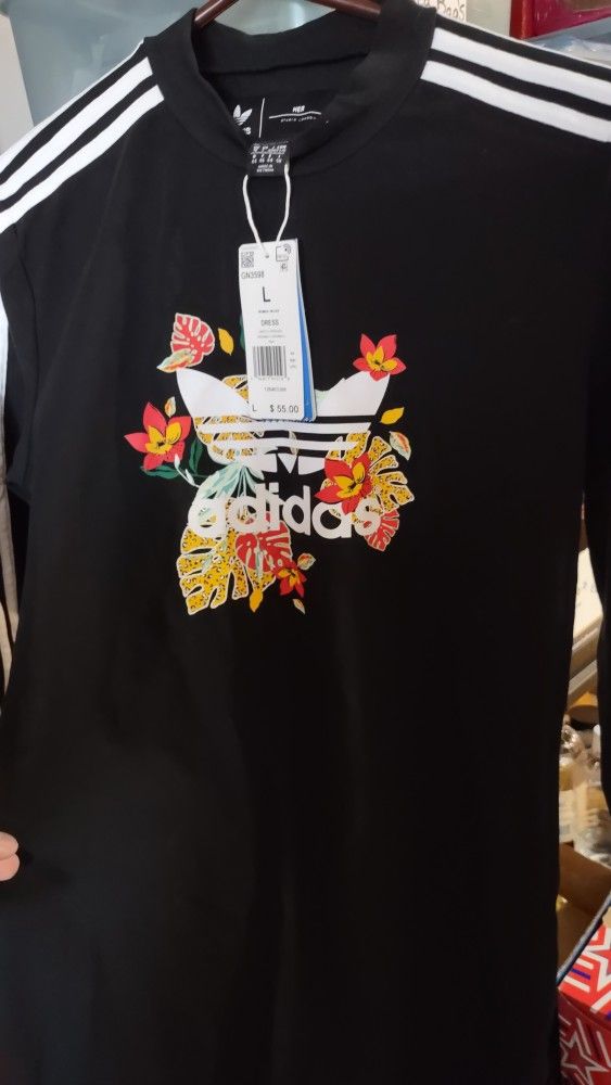 Adidas Dress 👗 Large