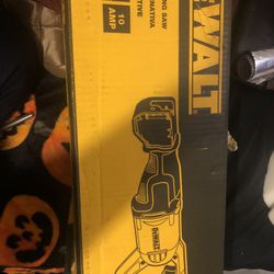 Dewalt DWE304 Reciprocating Saw