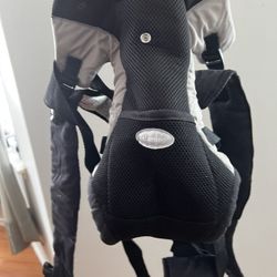 Infantino Baby Carrier