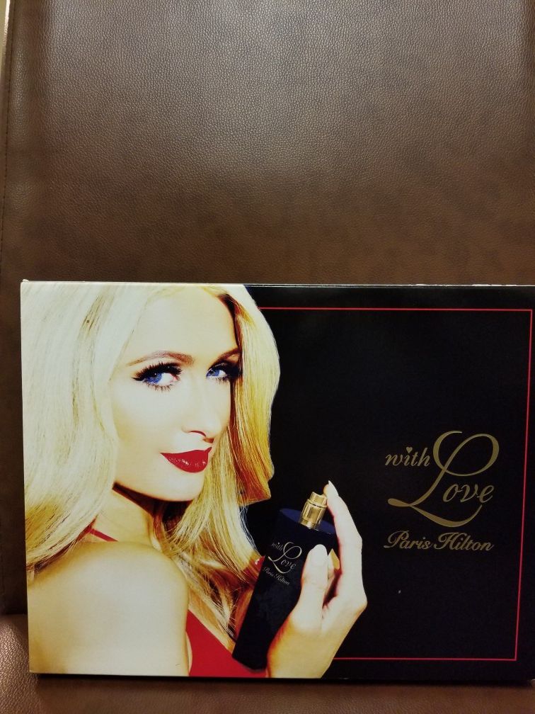 Paris Hilton Gift Box 3.4fl Oz