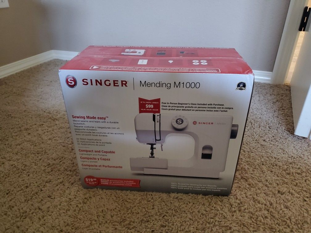 Singer Sewing Machine M1000