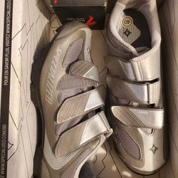 Bike Shoes Grey Size 9USA