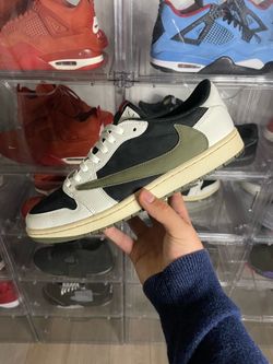 Sz 11.5 Olive Travis Scott