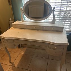 White Vanity Vintage Style 