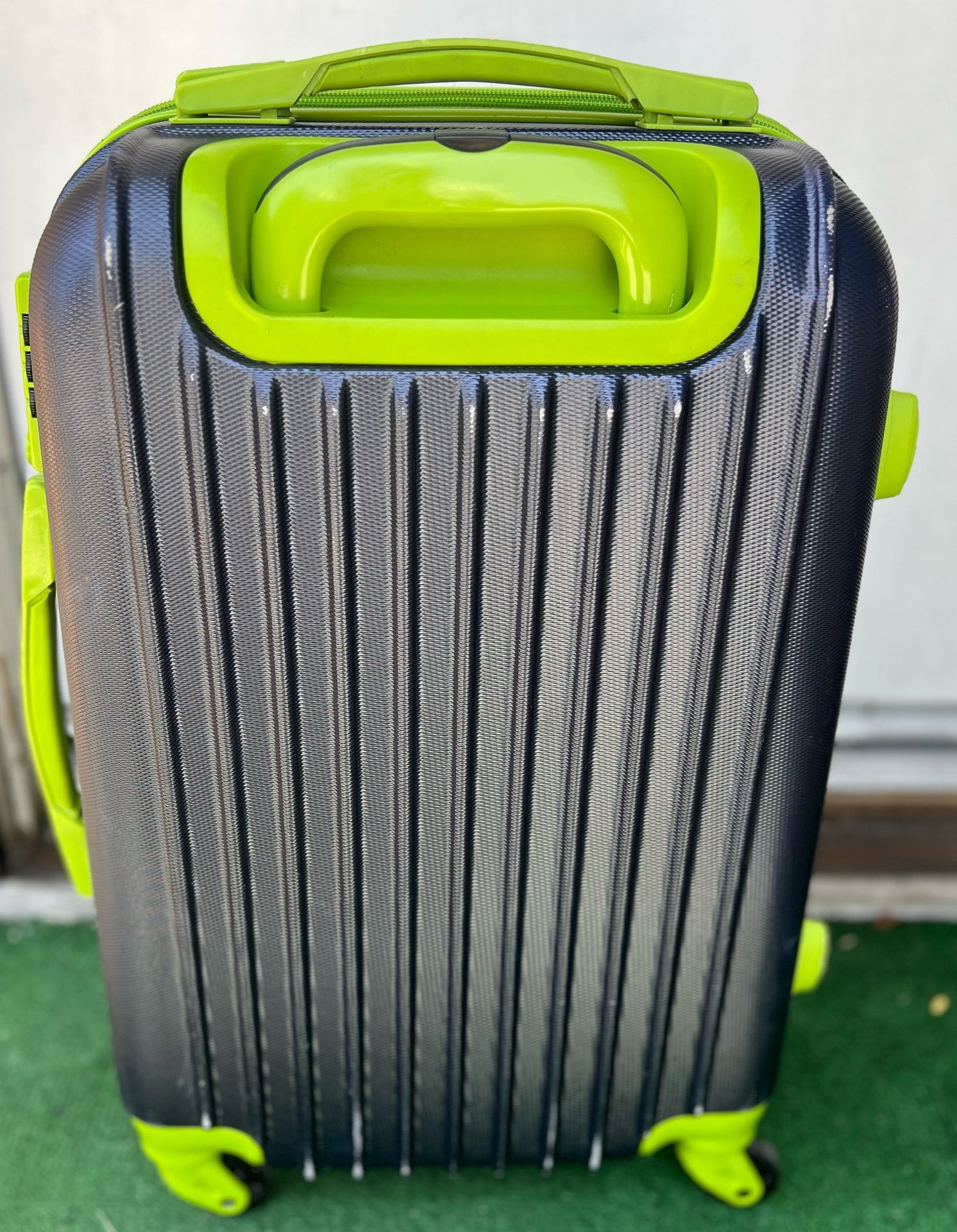 Brio Luggage Hardside Suitcase Carry On.