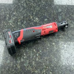 Milwaukee M12 Ratchet 