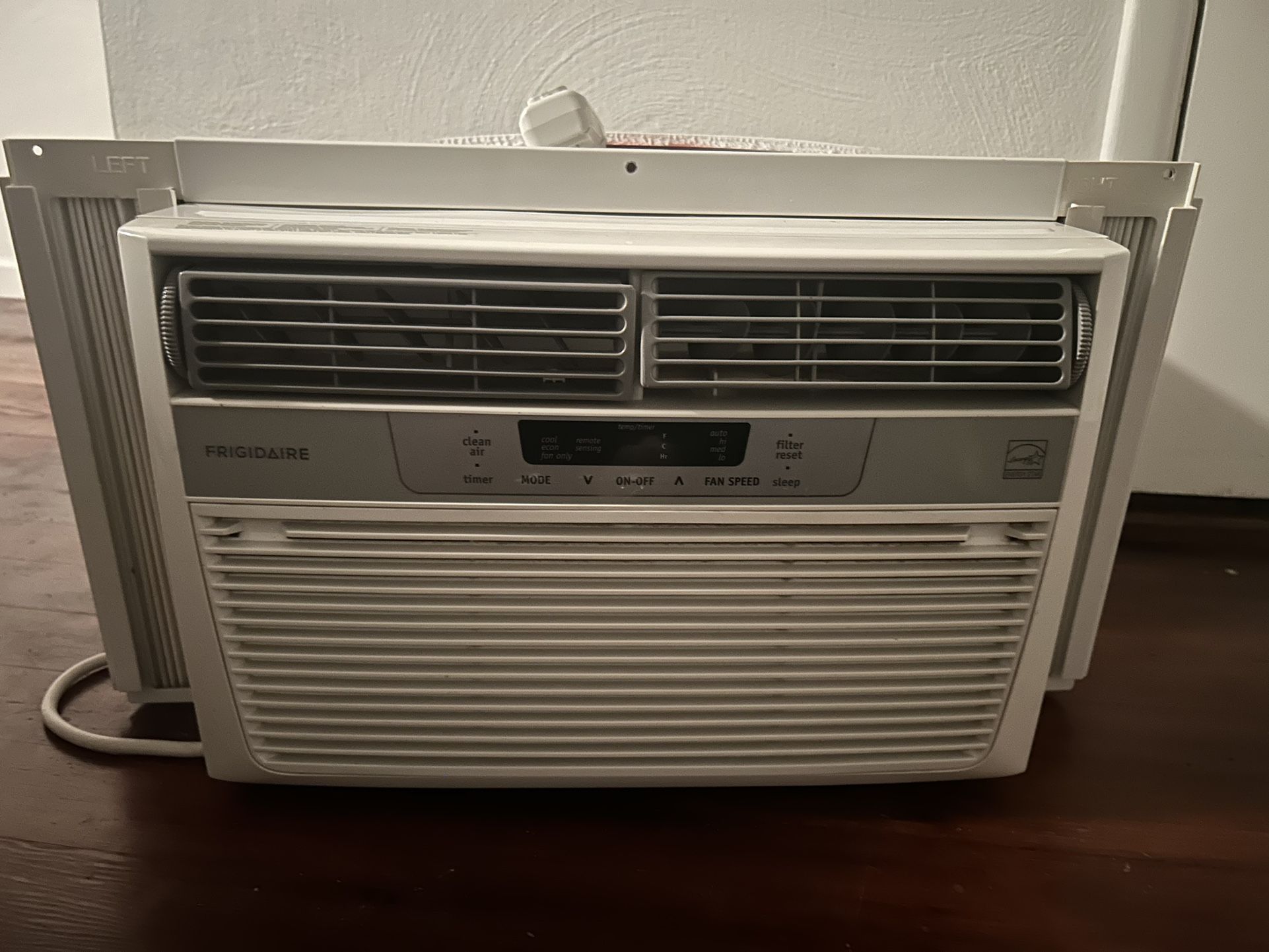 Frigidaire 8k BTU Window Ac Unit